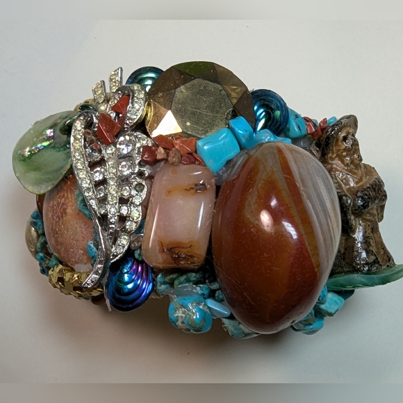 Wendy Gell Jewelry - Wendy GeLL Wristie Cuff Buddha with minerals and Swarovski Jewels turquoise chi